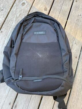 Under Armour Black Sling Backpack with Front Zip Pocket